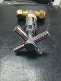 Isca Lerato U/T Stop Tap 15mm (x4) R400.00