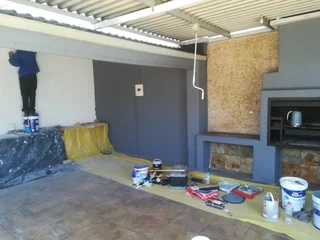 PRO - PAINTERS &amp; RENOVATORS