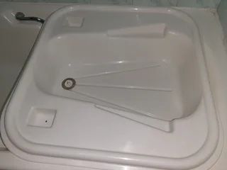 Baby bath tub