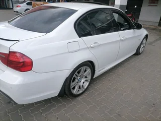 E90 Non M sport Front Lips