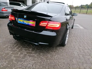 E92 PSM Boot spoilers