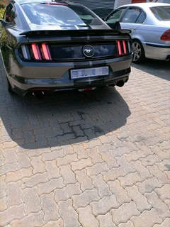 Ford Mustang Boot spoilers DBN