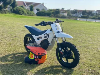 Husqvarna EE2 Kids Electric MotoX Bike