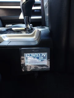 Toyota Land Cruiser 200 VXR dual battery system