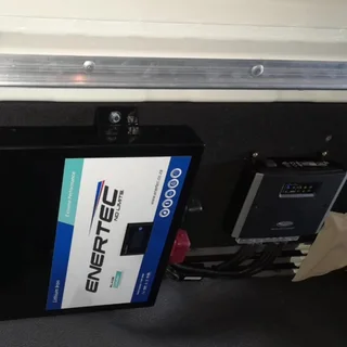 Land cruiser 79 dual battery system