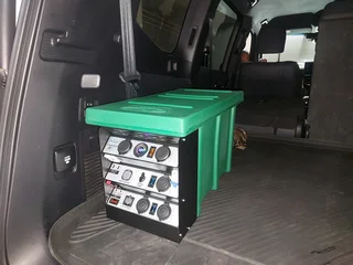 Land cruiser dual battery system