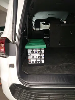 Land cruiser dual battery system