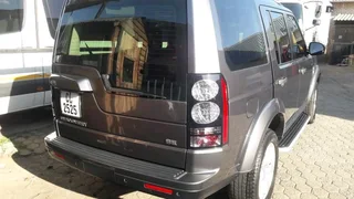 Land rover Discovery 3 or 4 OEM Side steps