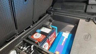 New Land Rover Defender 110 dual battery system