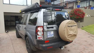 Discovery 4 spare wheel carrier