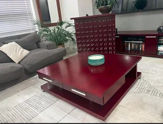 FOR SALE - Coffee Table - R 1000