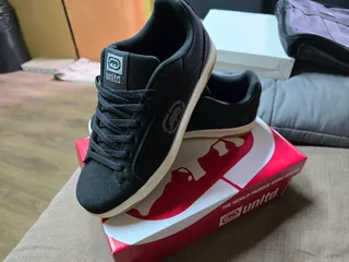 Original Eckō Unltd. Sneakers for Sale