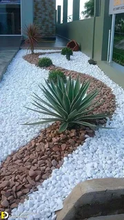 White Marble Chip available from Stone and Bark, come and get your stock, Call 021-5552782