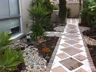 Tons of White Marble Chip now available from Stone and Bark, hurry and get yours. Call 021-5552782