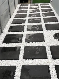 White Marble Chip Stone available at Stone and Bark &#64; R125 per 20kg bags- Call 021-5552782