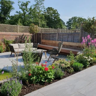 Fresh Bark Mulch and Compost, Lawn Dressing, Topsoil and Potting Soil available. Call 021-5552782