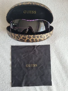 Original Guess Sunglasses in excellent condition