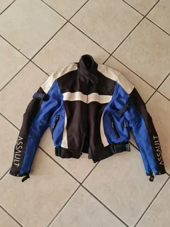 Motorcycle jacket