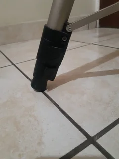 PROMASTER  SHD TRIPOD.