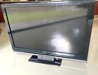 Sony LCD TV 40” For Sale