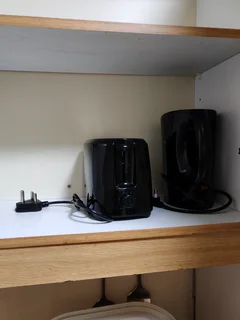 Fully furnished Bachelor for rent