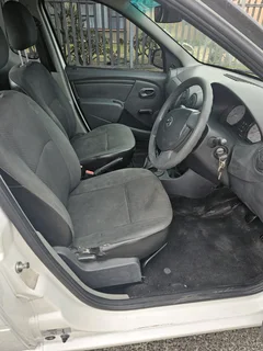 Nissan np200 1.6 2019 a/c