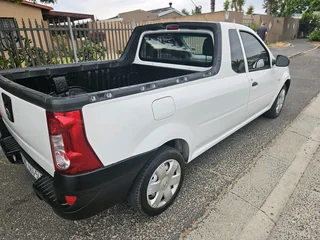 Nissan np200 1.6 2019 a/c