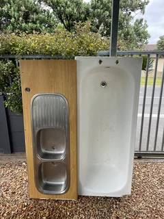 Steel bath and aluminium kitchen s