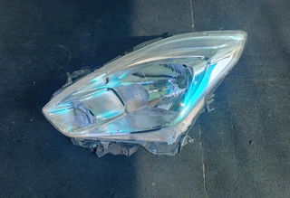 Suzuki swift left front headlamp