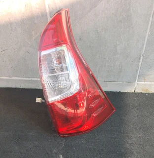 Toyota avanza right rear tail lamp
