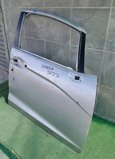 Honda jazz right front door