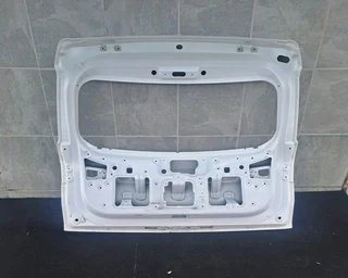 Hyundai venue face-lift tailgate