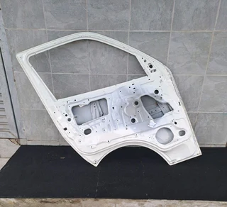 Toyota quantum left door