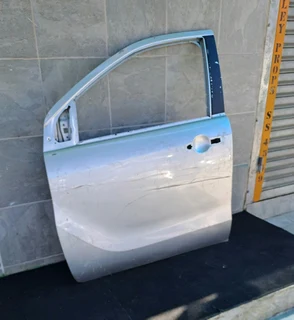 Mazda bt50 left front door