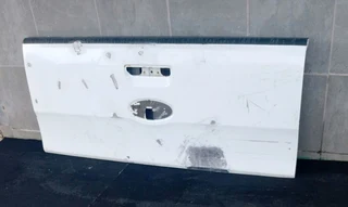 Ford ranger t6 tailgate