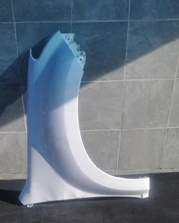 Isuzu dmax right front fender