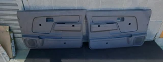 Nissan np300 doorpads