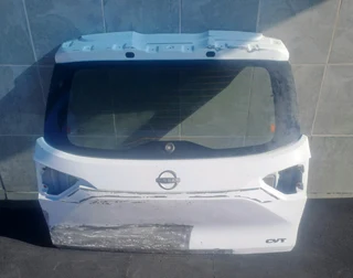 Nissan magnite tailgate