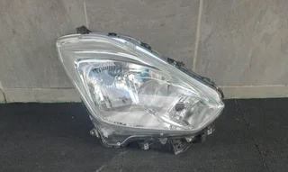 Suzuki swift right front headlamp