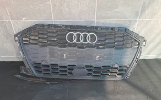 Audi a3 (8y) main grille