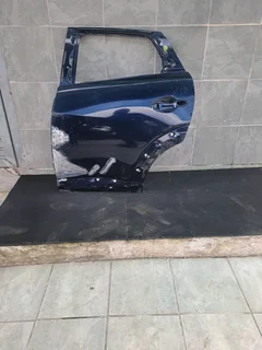 Mazda cx3 left rear door