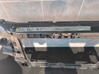 Hyundai h1 radiator cradle