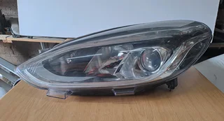 Ford fiesta left front headlamp