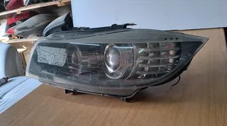 Bmw e90 left front headlamp