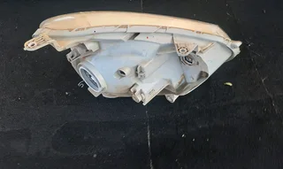 Isuzu dmax left front headlamp