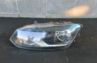 Polo vivo left front headlamp