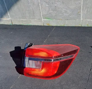 Nissan magnite right rear outer tail light
