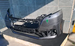 Toyota quantam front bumper