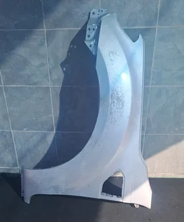 Ford ranger t7 left front fender