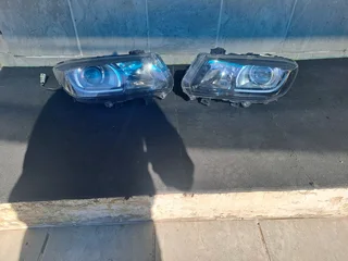Suzuki vitara brezza headlamps